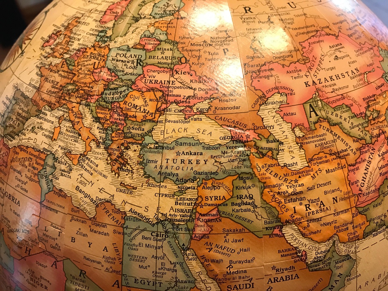 False Breakouts: Iran-US Conflict Traps Sri Lankan Traders