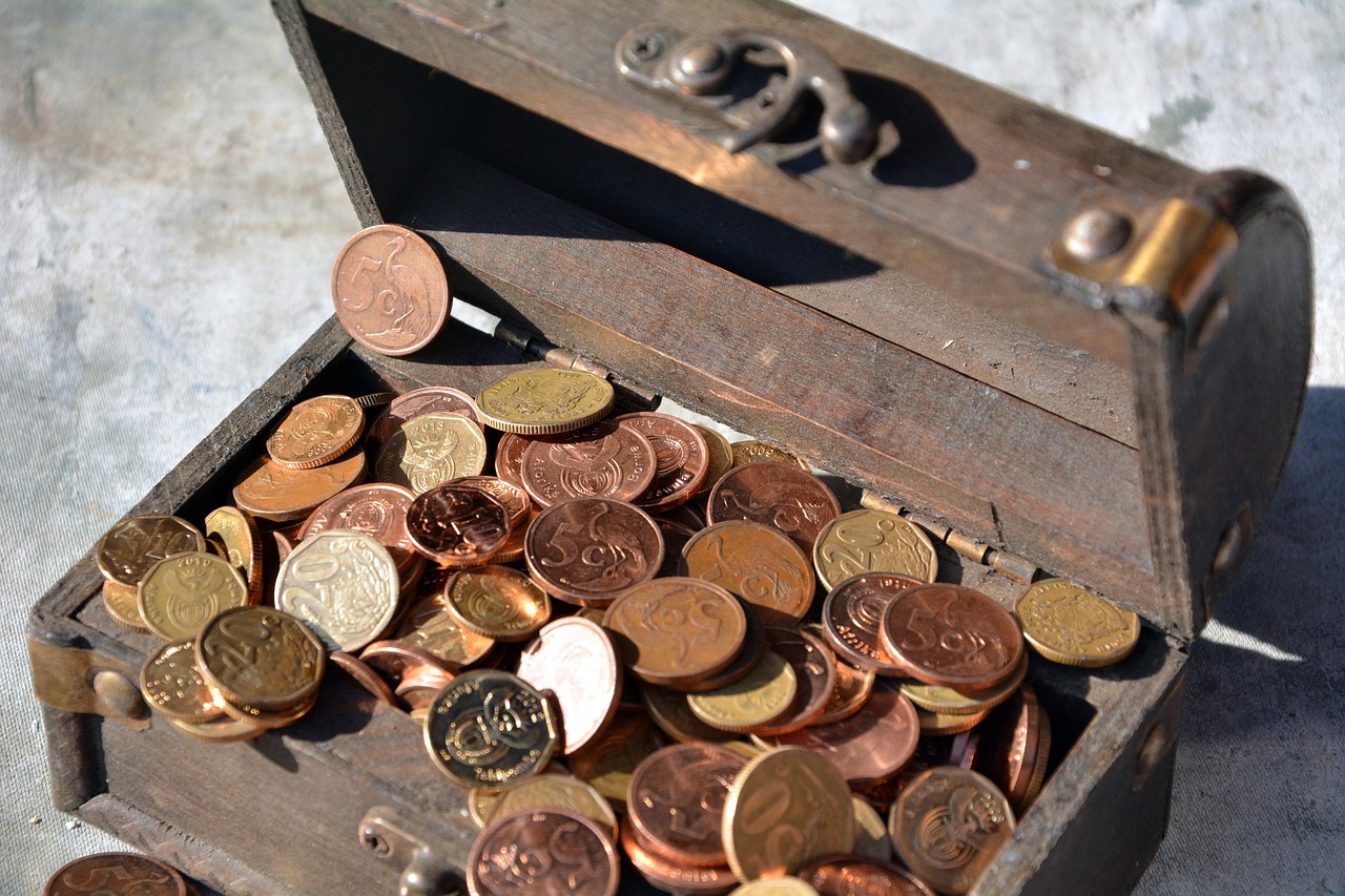 AI-Driven Revenue-Based Financing vs Traditional SME Loans